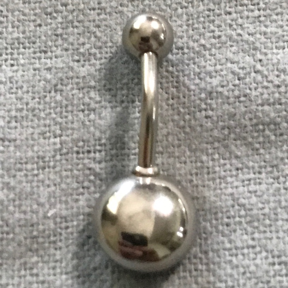 Playboy red logo surgical stainless steel 14G Nava - Picture 2 of 4